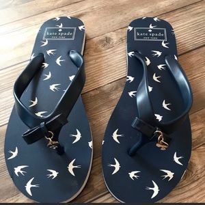 ♠️Kate Spade Size M 7-8 Blue with White Birds